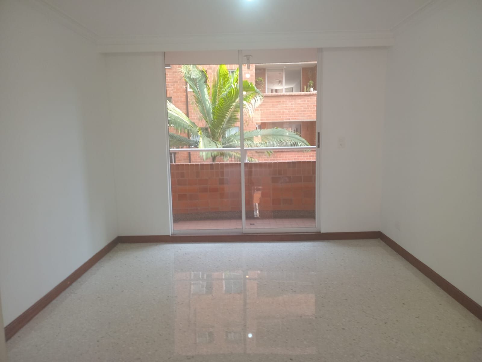 Apartamento en arriendo Antioquia Medellín Medellín 120 m2 Habitaciones 3 Baños 2 Garajes 2 Precio $4100000