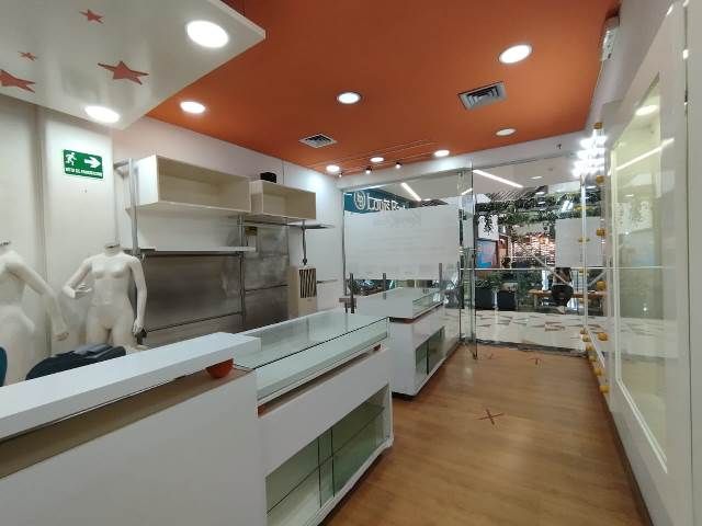 Local en venta Antioquia Medellín San Pedro 50 m2 Habitaciones 0 Baños 0 Garajes 1 Precio $490000000