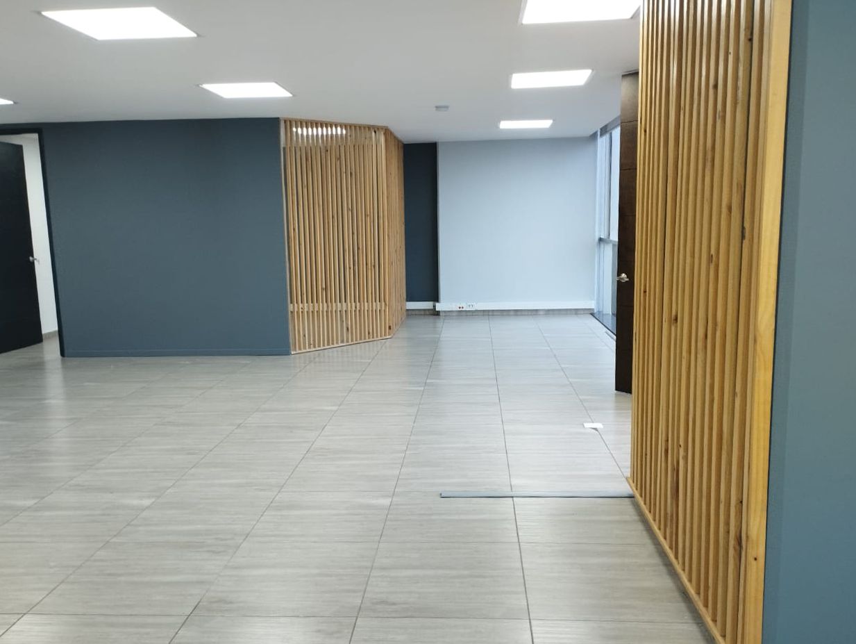 Oficina en arriendo Antioquia Medellín Alejandria 95 m2 Habitaciones 0 Baños 2 Garajes 3 Precio $7500000