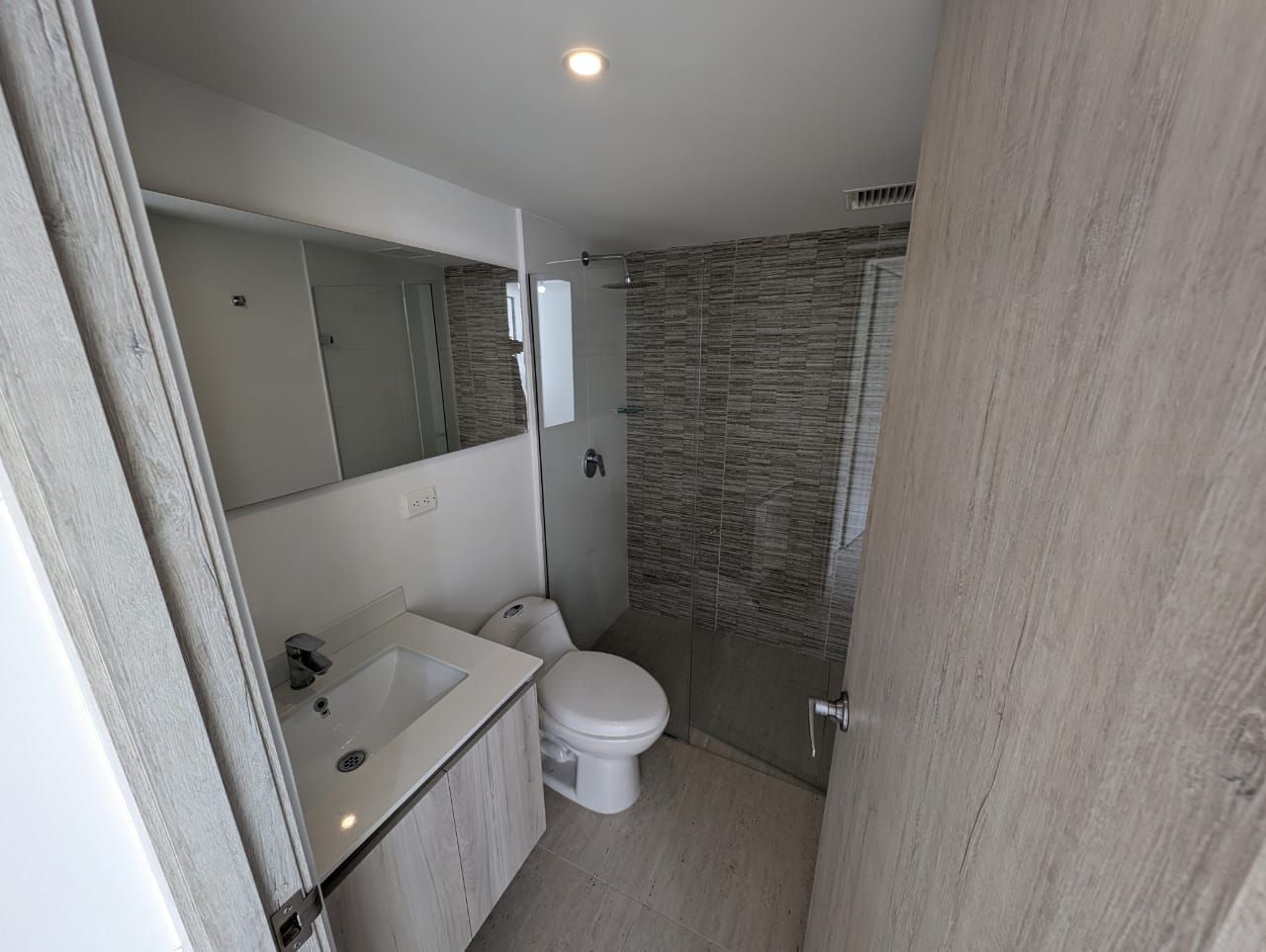 Apartamento en arriendo Antioquia Sabaneta Vereda Pan De Azúcar 79 m2 Habitaciones 2 Baños 2 Garajes 2 Precio $2700000