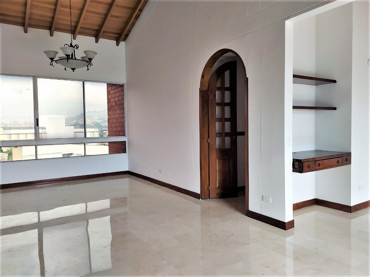 Apartamento en arriendo o venta Antioquia Envigado Villa Grande 154 m2 Habitaciones 3 Baños 4 Garajes 3 Precio venta $980000000 Precio arriendo $5200000