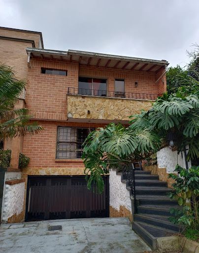 Casa en venta Antioquia Sabaneta Vegas De La Doctora 217 m2 Habitaciones 4 Baños 6 Garajes 2 Precio $1020000000
