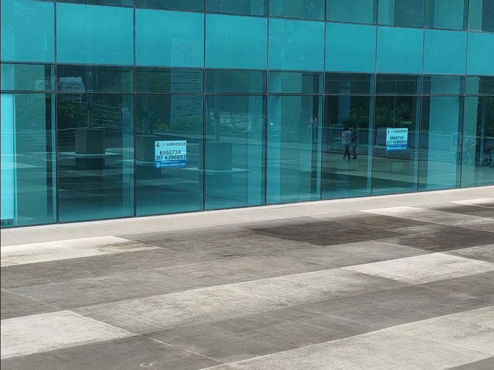 Local en arriendo Santander Piedecuesta Cn Terrazas De Menzuli 247 m2 Habitaciones 0 Baños 0 Garajes 0 Precio $13400000