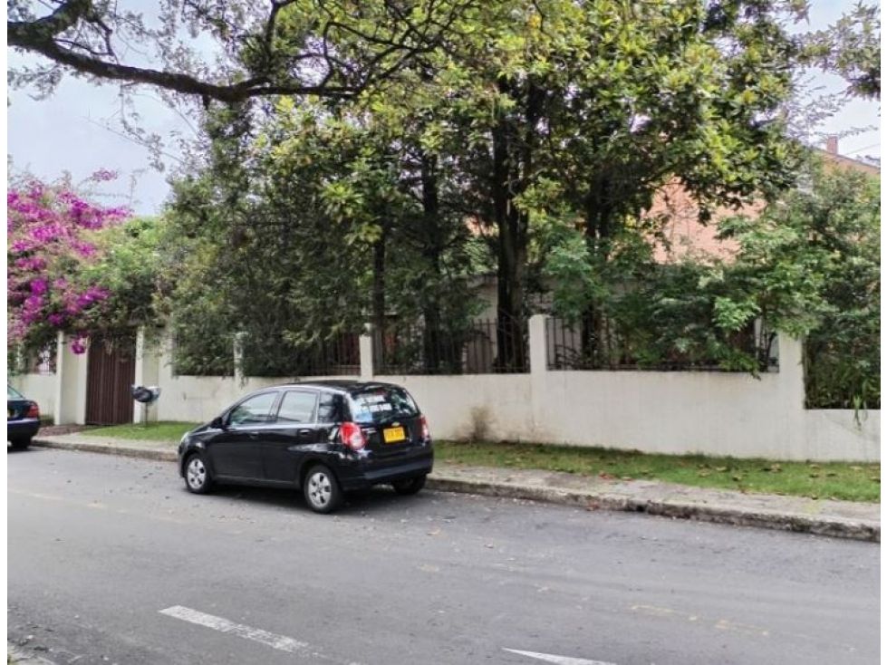 Casa en venta Cundinamarca Bogotá Santa Ana Oriental 400 m2 Habitaciones 4 Baños 4 Garajes 3 Precio $4600000000