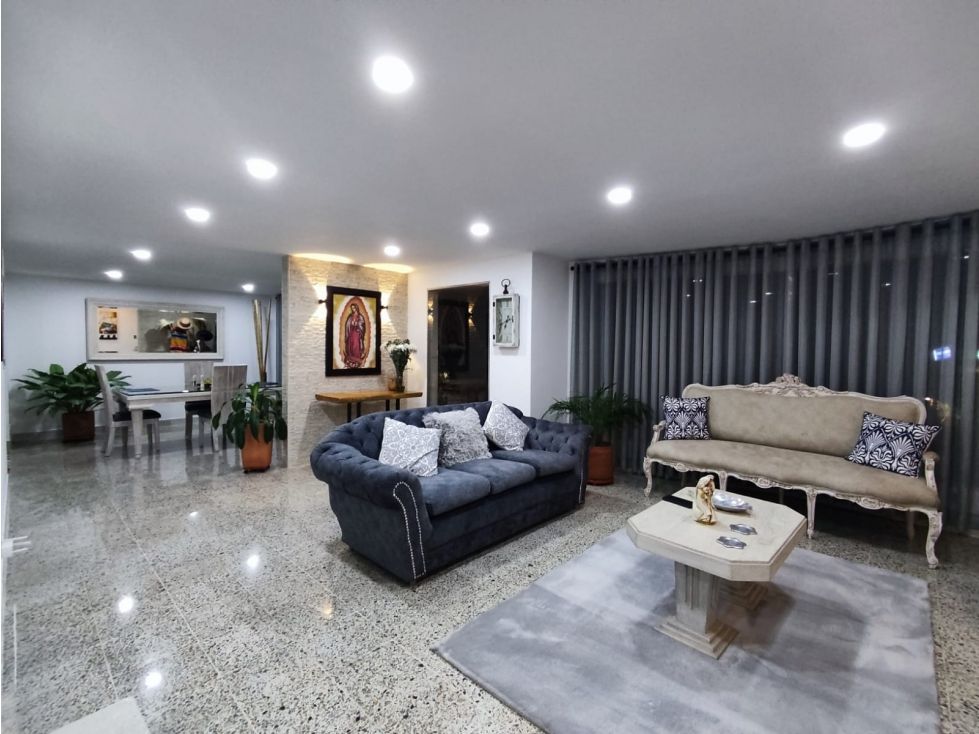 Apartamento en venta Antioquia Medellín Laureles 147 m2 Habitaciones 3 Baños 2 Garajes 2 Precio $880000000