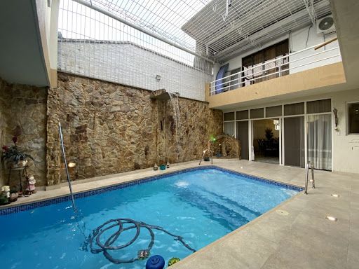 Casa en venta Valle Del Cauca Cali Prados Del Norte 700 m2 Habitaciones 7 Baños 6 Garajes 4 Precio $1150000000