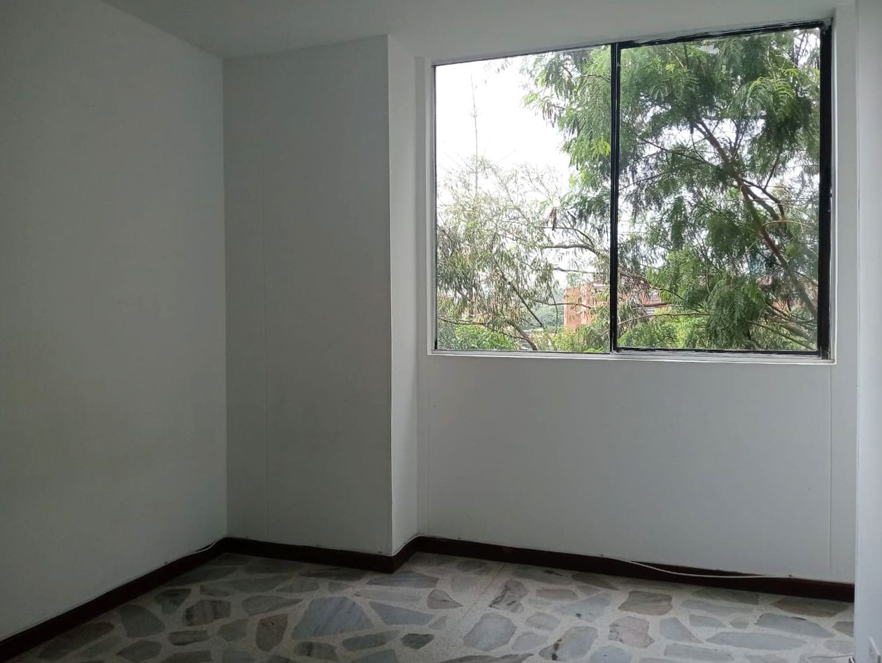 Apartamento en arriendo Antioquia Medellín La Mota 88 m2 Habitaciones 3 Baños 2 Garajes 2 Precio $2550000