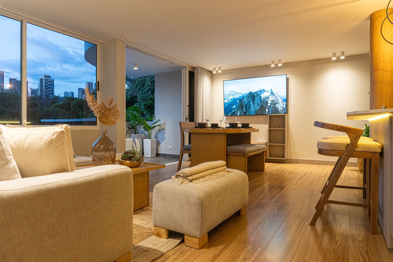 Apartamento en venta Antioquia Medellín La Florida 140 m2 Habitaciones 2 Baños 4 Garajes 3 Precio $1350000000