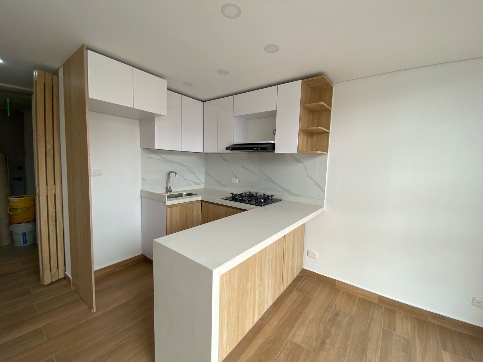 Apartaestudio en arriendo Cundinamarca Bogotá Altos De Suba 35 m2 Habitaciones 1 Baños 0 Garajes 1 Precio $1900000