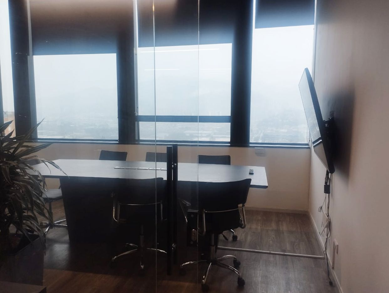 Oficina en arriendo o venta Antioquia Medellín Los Balsos No2 43 m2 Habitaciones 0 Baños 2 Garajes 2 Precio venta $620000000 Precio arriendo $5700000