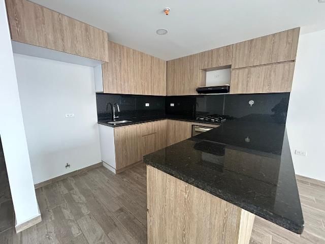 Apartamento en arriendo Antioquia Envigado Quintas De Zuñiga 120 m2 Habitaciones 3 Baños 2 Garajes 2 Precio $4800000