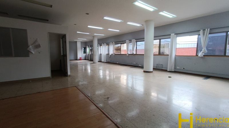 Bodega en arriendo Antioquia Medellín Aranjuez 200 m2 Habitaciones 0 Baños 3 Garajes 0 Precio $8000000