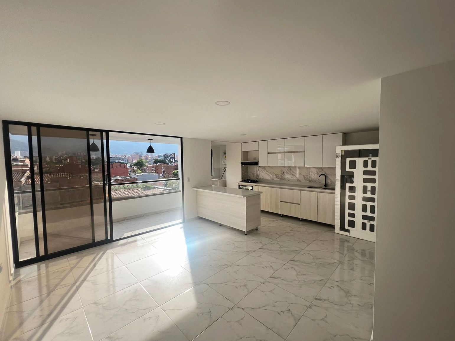 Apartamento en venta Antioquia Medellín Fatima 100 m2 Habitaciones 3 Baños 2 Garajes 2 Precio $580000000