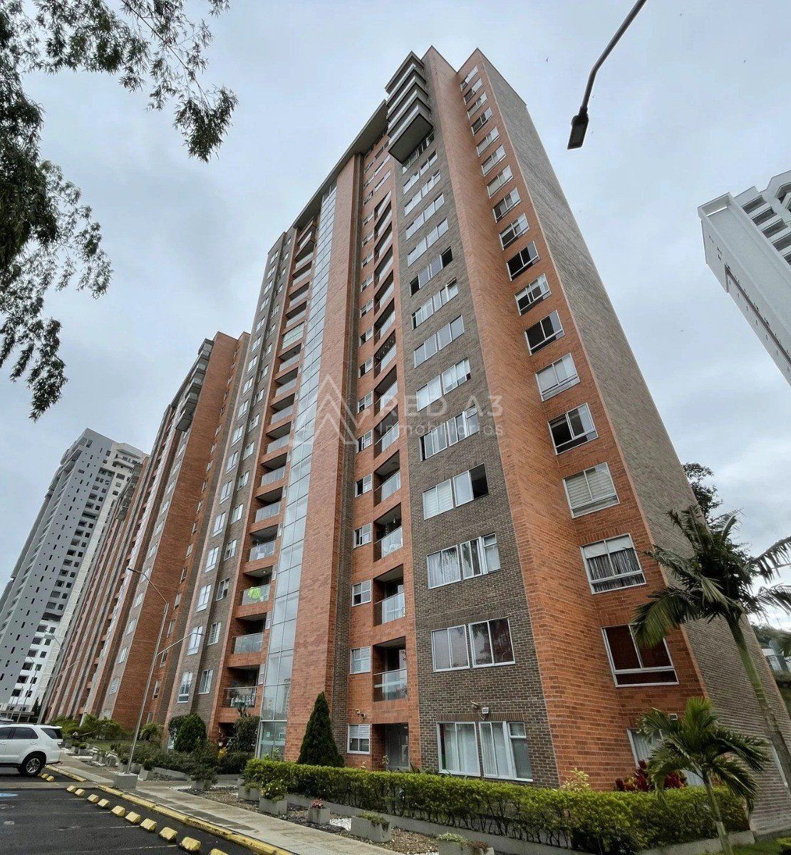 Apartamento en venta Risaralda Pereira Pinares Alto 160 m2 Habitaciones 3 Baños 4 Garajes 3 Precio $900000000