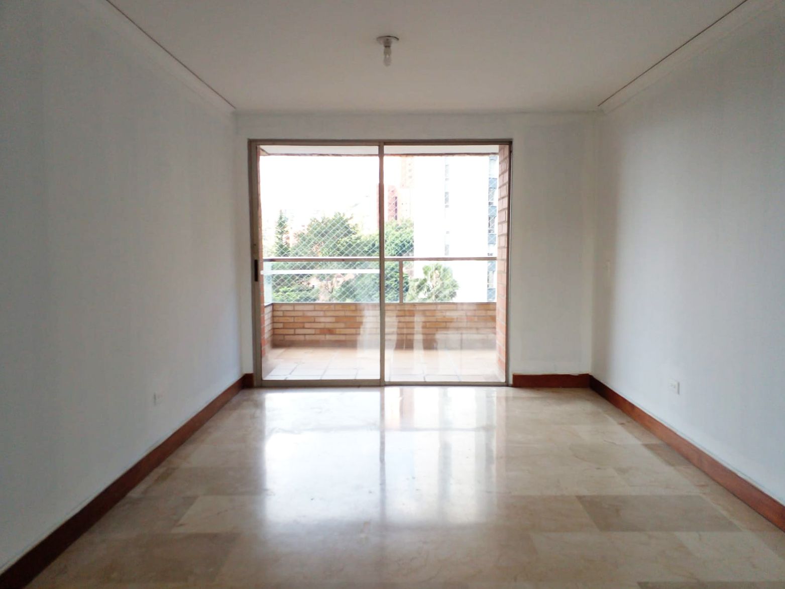 Apartamento en arriendo Antioquia Medellín Medellín 173 m2 Habitaciones 3 Baños 6 Garajes 3 Precio $6200000