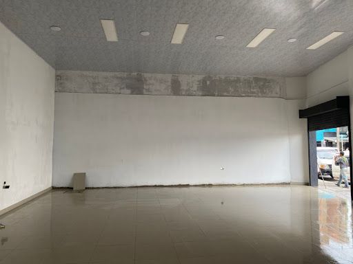 Local en arriendo Antioquia Medellín Cuarta Brigada 100 m2 Habitaciones 0 Baños 1 Garajes 0 Precio $11000000