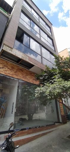 Local en arriendo Antioquia Medellín Caicedo 120 m2 Habitaciones 0 Baños 0 Garajes 1 Precio $7500000