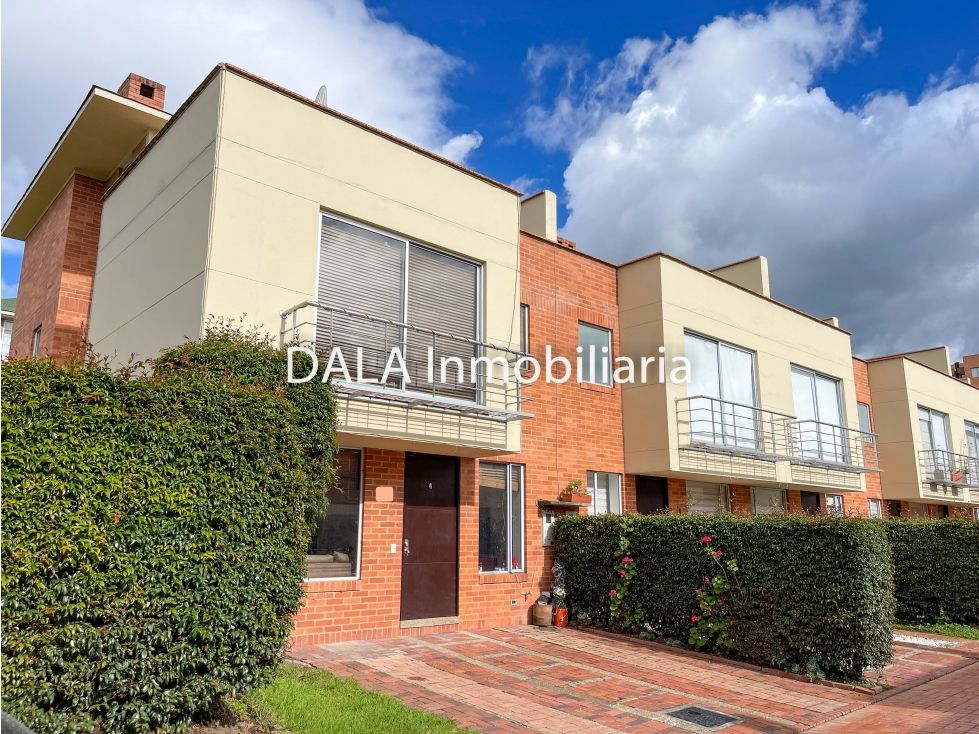 Casa en venta Cundinamarca Chía Las Acacias 170 m2 Habitaciones 3 Baños 3 Garajes 2 Precio $574900000