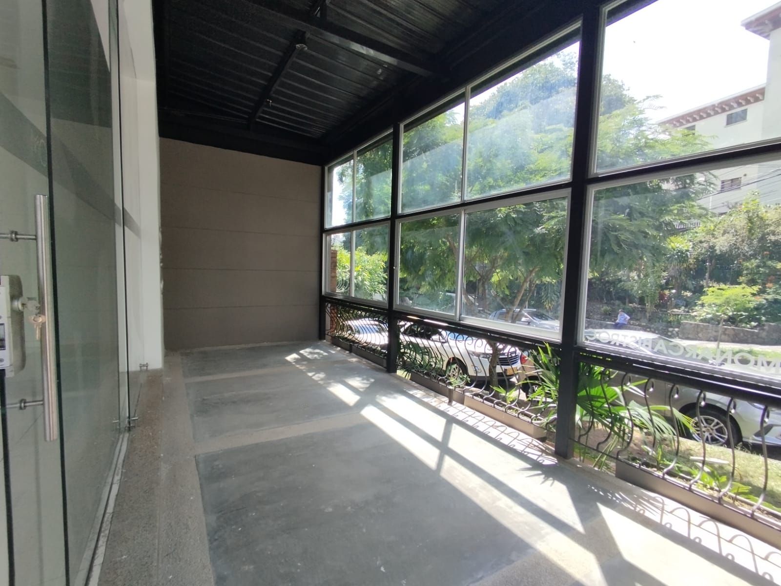 Local en arriendo Risaralda Pereira Pinares De San Martin 60 m2 Habitaciones 0 Baños 0 Garajes 1 Precio $7000000