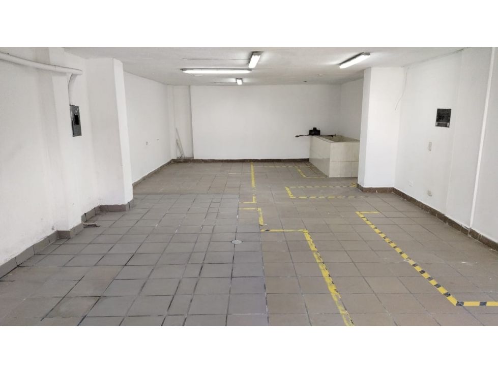 Local en venta Cundinamarca Bogotá Quinta Paredes 60 m2 Habitaciones 0 Baños 1 Garajes 0 Precio $800000000