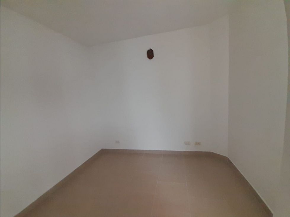 Apartaestudio en arriendo Antioquia Medellín Rosales 130 m2 Habitaciones 3 Baños 2 Garajes 3 Precio $4200000