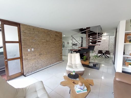 Casa en venta Risaralda Pereira Br Villasol Parque Residencial 171 m2 Habitaciones 3 Baños 8 Garajes 2 Precio $690000000