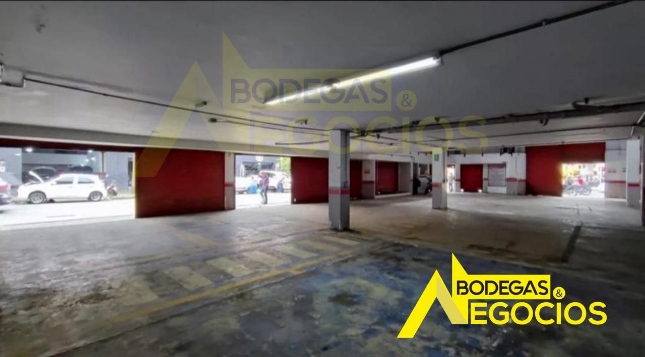 Bodega en arriendo Antioquia Medellín Villa Carlota 546 m2 Habitaciones 0 Baños 4 Garajes 4 Precio $23000000
