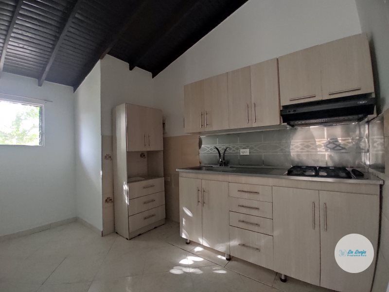 Apartamento en venta Antioquia Medellín Manrique Central No1 66 m2 Habitaciones 3 Baños 1 Garajes 0 Precio $280000000