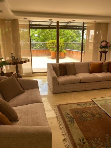 Casa en venta Antioquia Medellín Los Balsos No1 260 m2 Habitaciones 5 Baños 8 Garajes 5 Precio $1500000000