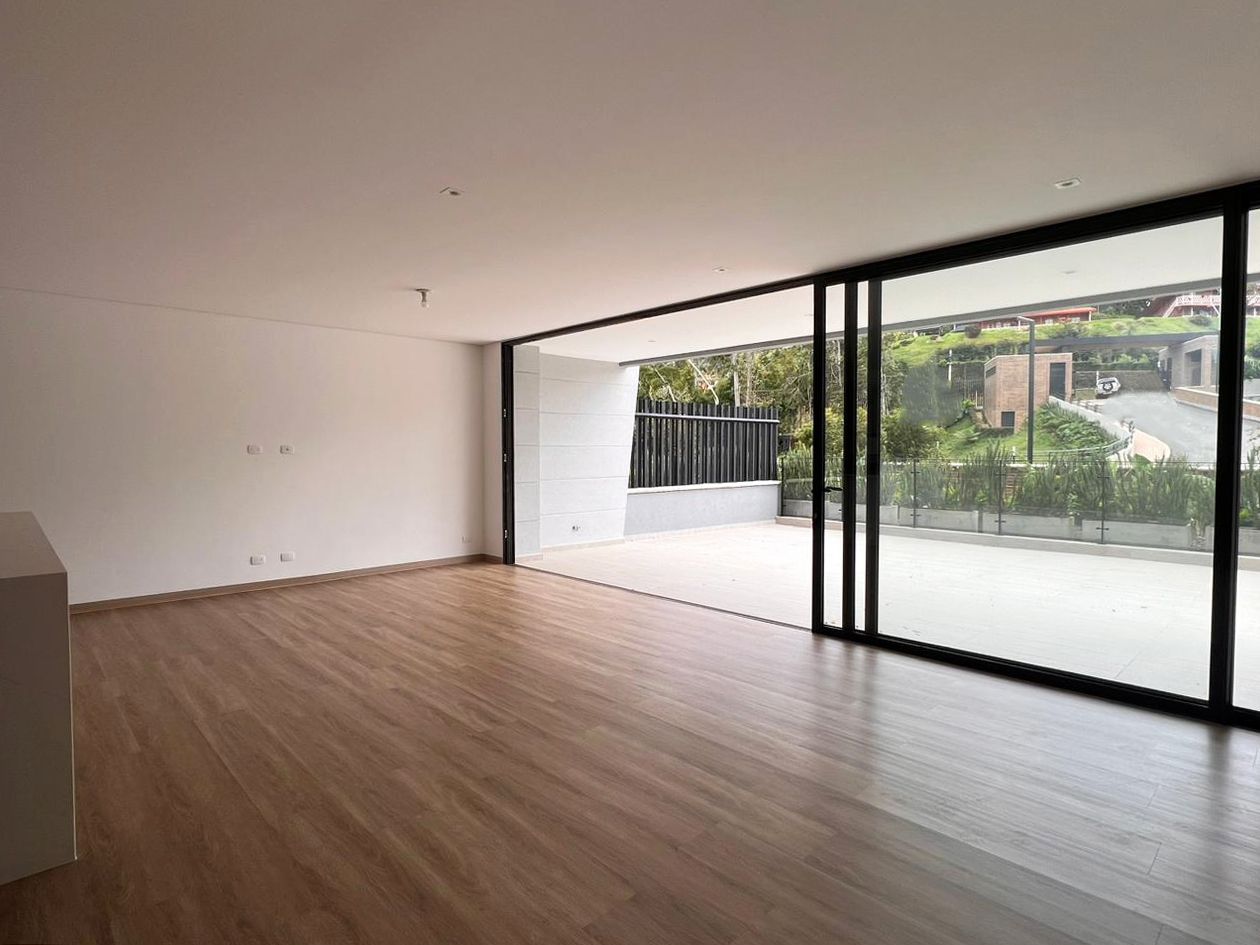 Apartamento en arriendo Antioquia Rionegro El Porvenir 112 m2 Habitaciones 2 Baños 4 Garajes 3 Precio $6800000