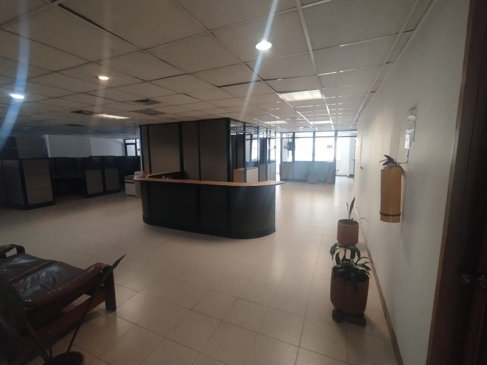 Oficina en arriendo Antioquia Medellín La Candelaria 411 m2 Habitaciones 0 Baños 2 Garajes 0 Precio $15905414