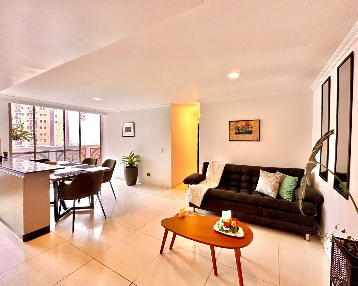 Apartamento en venta Antioquia Medellín La Hondonada 69 m2 Habitaciones 3 Baños 2 Garajes 2 Precio $395000000