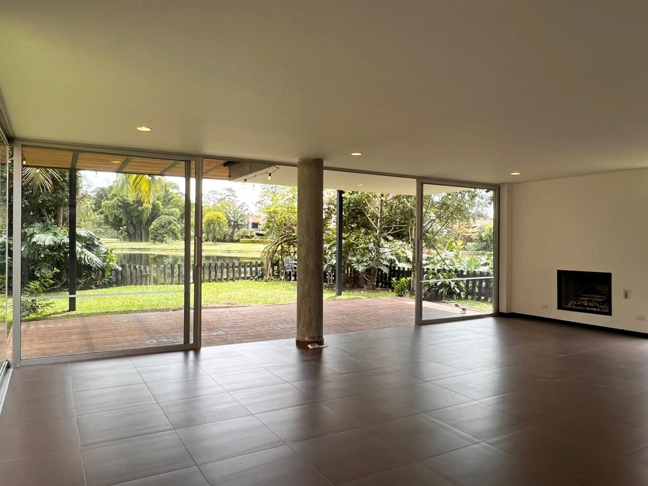 Casa en arriendo Antioquia Rionegro Rionegro 268 m2 Habitaciones 3 Baños 6 Garajes 3 Precio $11800000