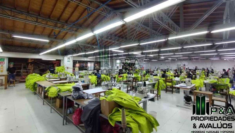 Bodega en venta Antioquia Sabaneta Las Casitas 3000 m2 Habitaciones 0 Baños 8 Garajes 0 Precio $13000000000