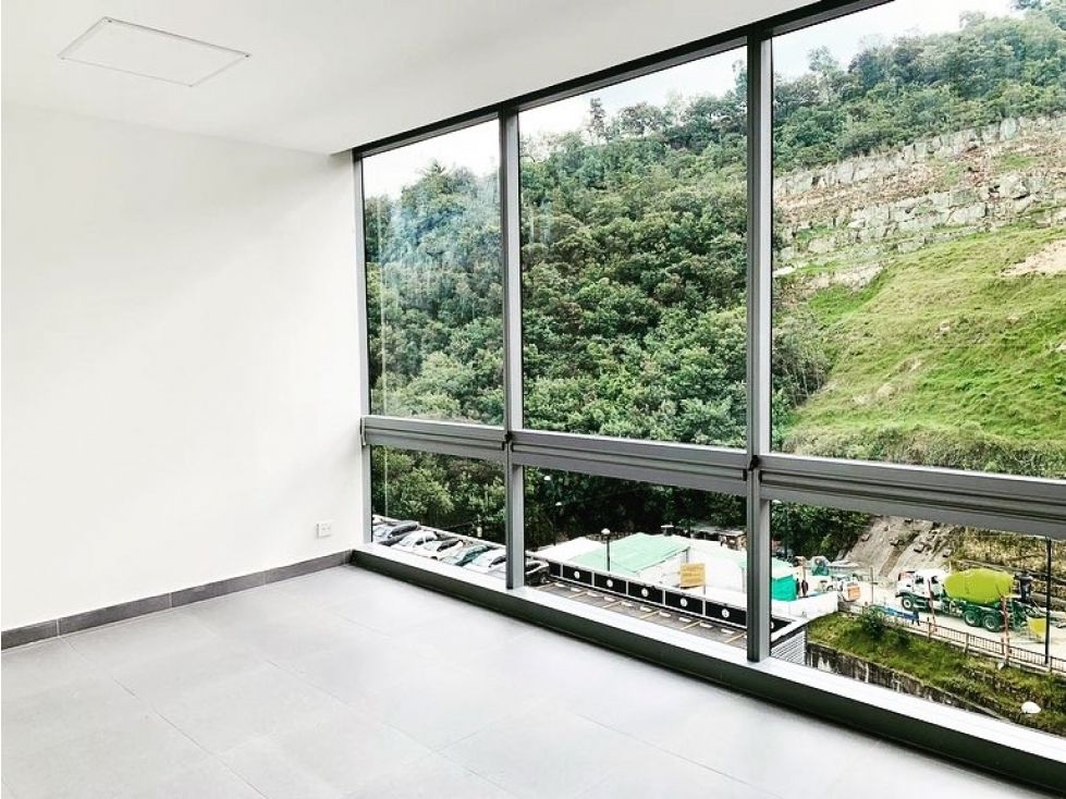 Oficina en venta Cundinamarca Bogotá Campo Alegre 147 m2 Habitaciones 0 Baños 0 Garajes 3 Precio $990000000