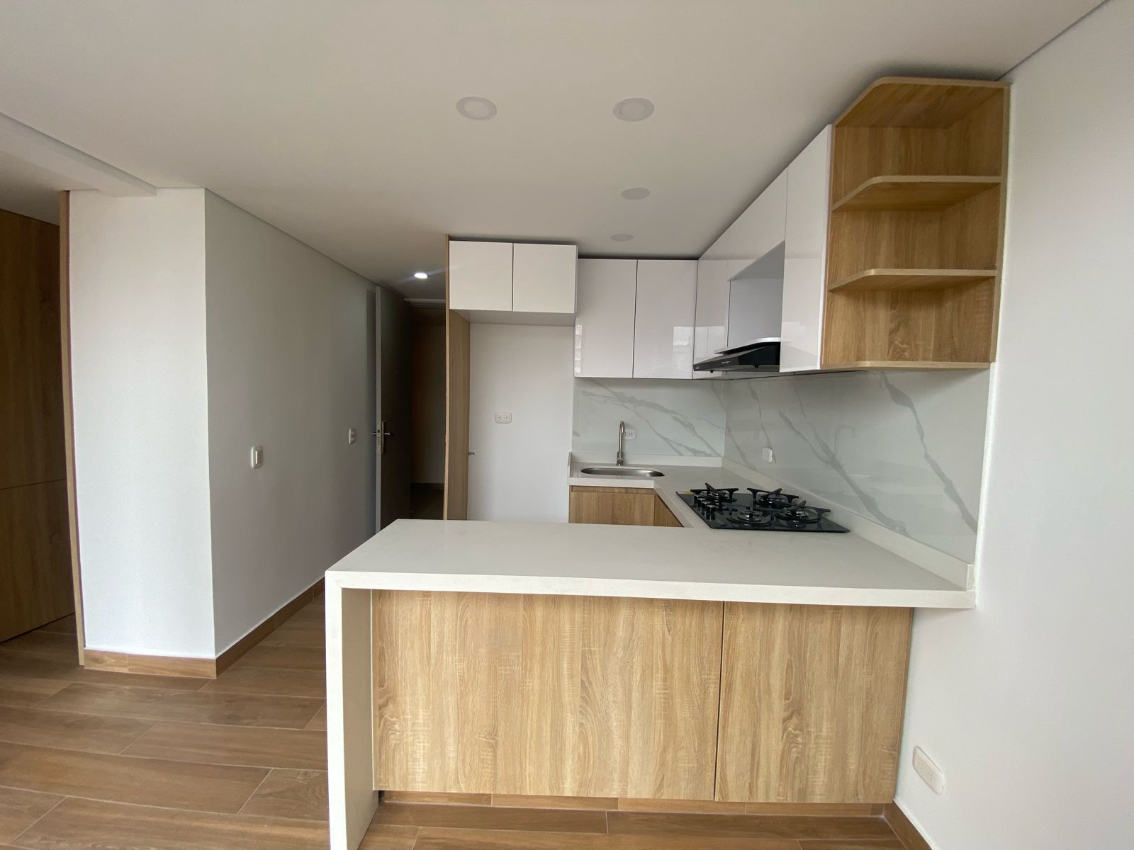 Apartaestudio en arriendo Cundinamarca Bogotá El Plan 35 m2 Habitaciones 1 Baños 0 Garajes 1 Precio $1700000