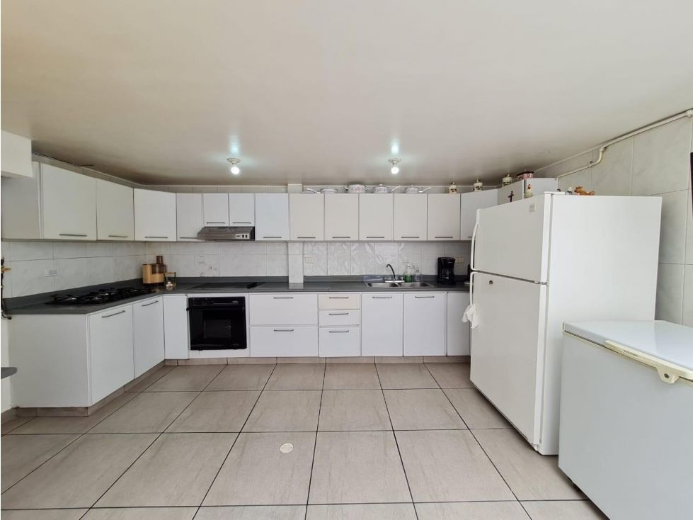 Casa en venta Caldas Manizales Palermo Bajo 230 m2 Habitaciones 4 Baños 4 Garajes 1 Precio $750000000