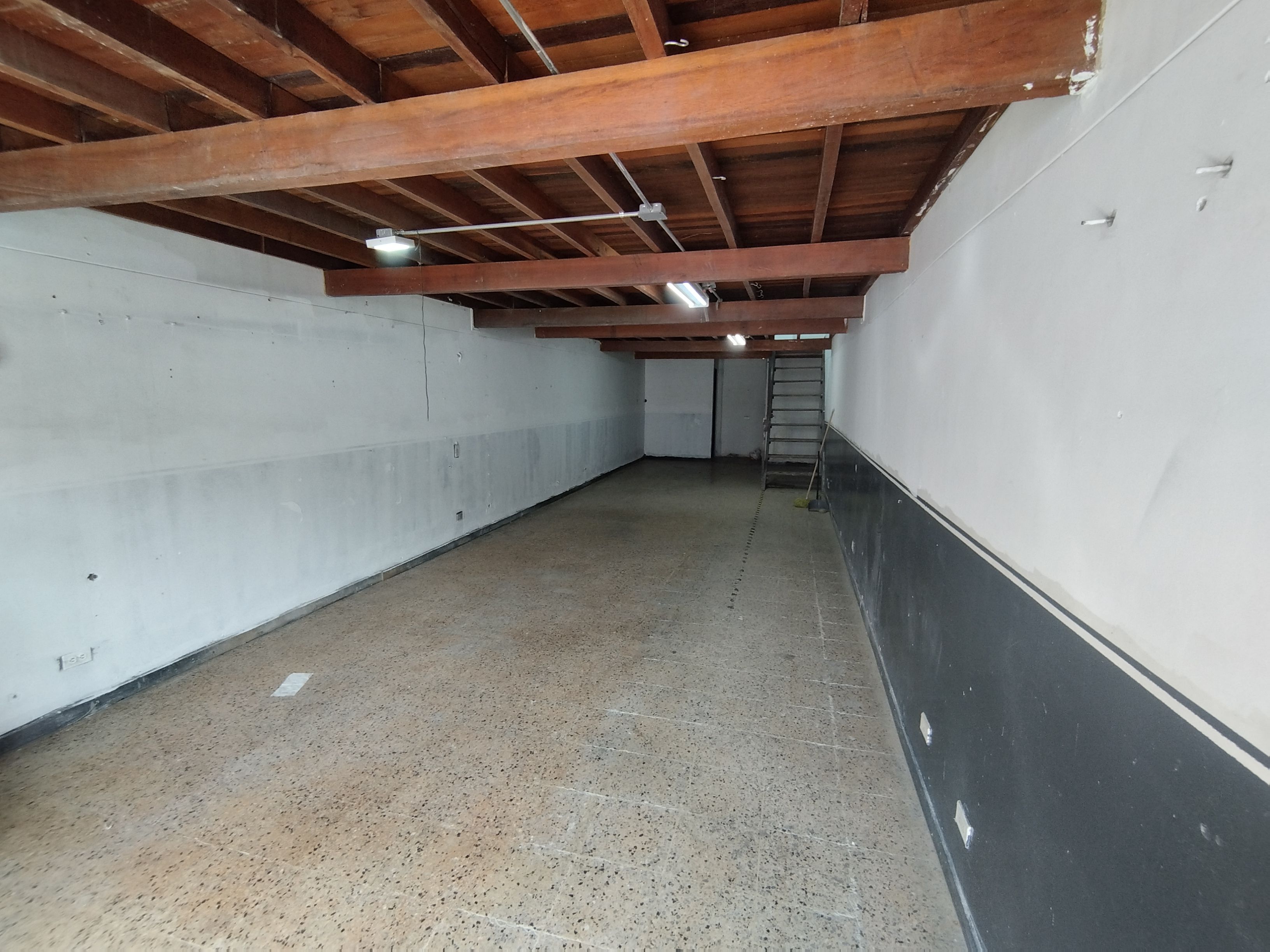 Bodega en arriendo Antioquia Medellín Perpetuo Socorro 120 m2 Habitaciones 0 Baños 1 Garajes 0 Precio $4200000