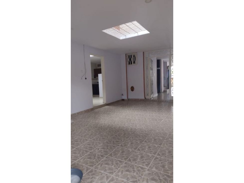 Casa en venta Valle Del Cauca Cali Santa Isabel 200 m2 Habitaciones 5 Baños 4 Garajes 1 Precio $700000000