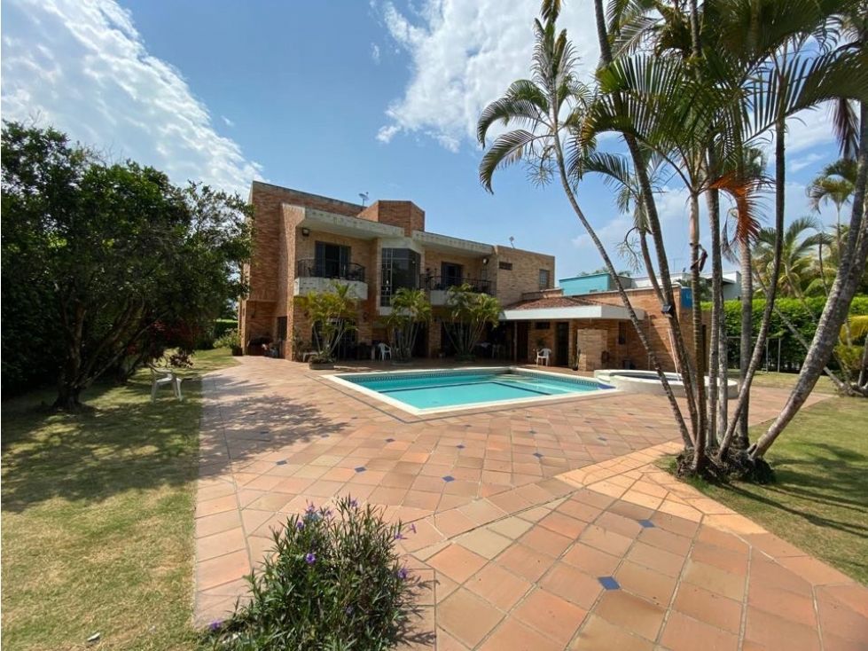 Casa Campestre en venta Valle Del Cauca Jamundí Jamundí 1500 m2 Habitaciones 5 Baños 5 Garajes 3 Precio $1530000000