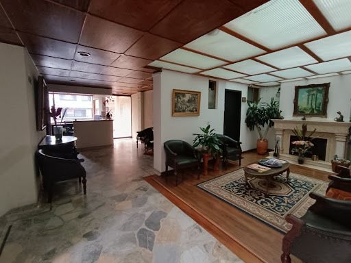 Edificio en venta Cundinamarca Bogotá Santa Barbara Central 1194 m2 Habitaciones 14 Baños 15 Garajes 10 Precio $6000000000