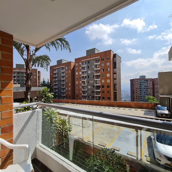 Apartamento en venta Antioquia Envigado Loma Del Barro 62 m2 Habitaciones 3 Baños 2 Garajes 1 Precio $450000000