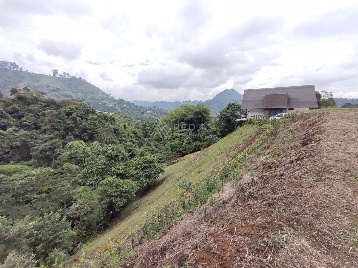 Lote en venta Risaralda Dosquebradas Dosquebradas 3400 m2 Habitaciones 0 Baños 10 Garajes 1 Precio $340000000