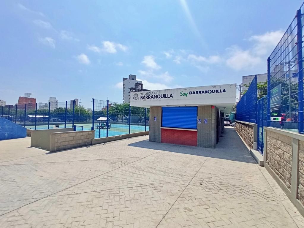 Local en arriendo Atlántico Barranquilla El Poblado 12 m2 Habitaciones 0 Baños 0 Garajes 0 Precio $3000000