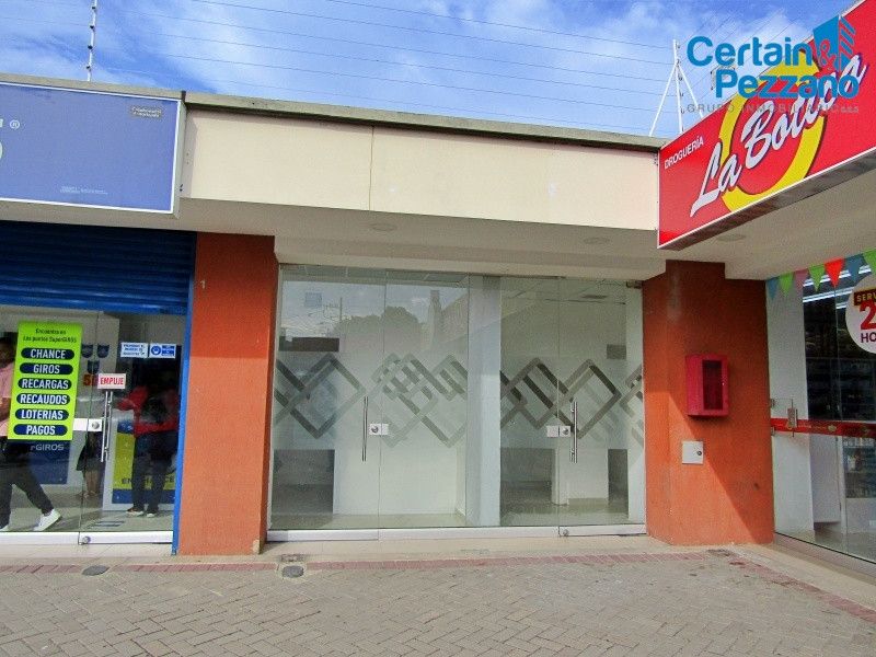 Local en arriendo Atlántico Soledad Los Robles 14 m2 Habitaciones 0 Baños 0 Garajes 1 Precio $1025000