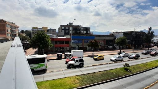 Local en venta Cundinamarca Bogotá Las Villas 620 m2 Habitaciones 0 Baños 2 Garajes 24 Precio $3880000000