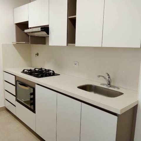 Apartamento en arriendo Antioquia Medellín San Lucas 67 m2 Habitaciones 2 Baños 4 Garajes 3 Precio $4600000
