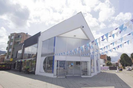 Local en venta Cundinamarca Bogotá El Contador 620 m2 Habitaciones 0 Baños 4 Garajes 12 Precio $10000000000