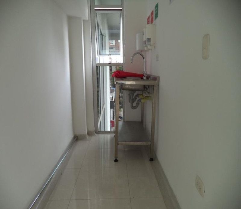 Consultorio en arriendo Santander Bucaramanga Cabecera Del Llano 15 m2 Habitaciones 0 Baños 1 Garajes 0 Precio $1500000