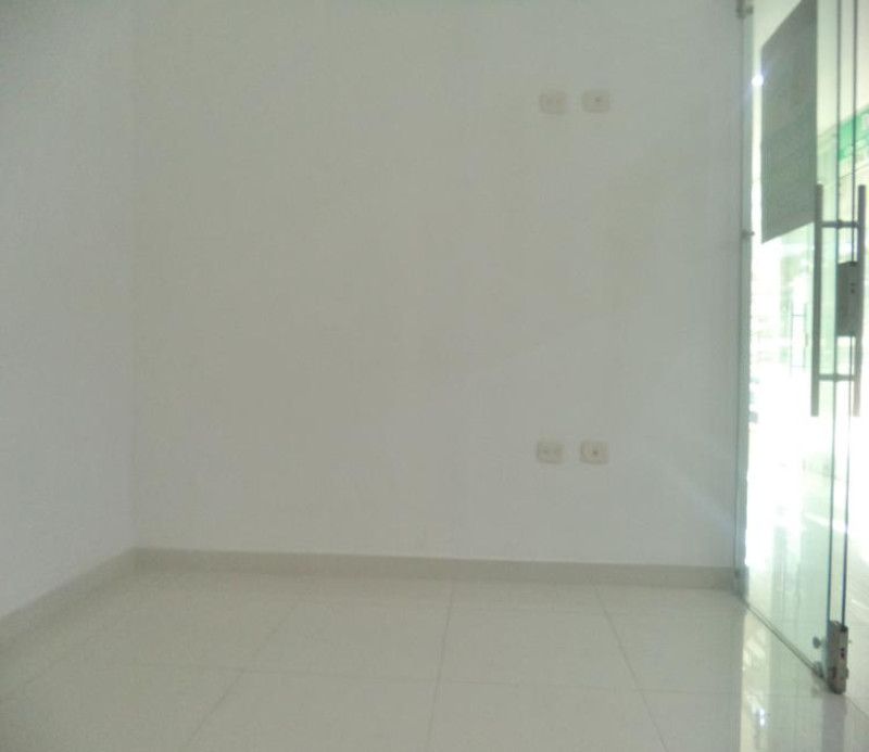 Local en arriendo Santander Floridablanca Cañaveral 8 m2 Habitaciones 0 Baños 0 Garajes 0 Precio $920000